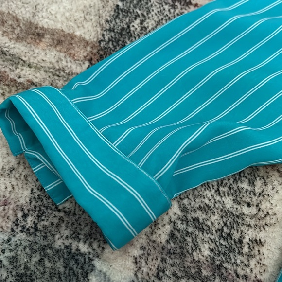 Teal blouse - Picture 3 of 3